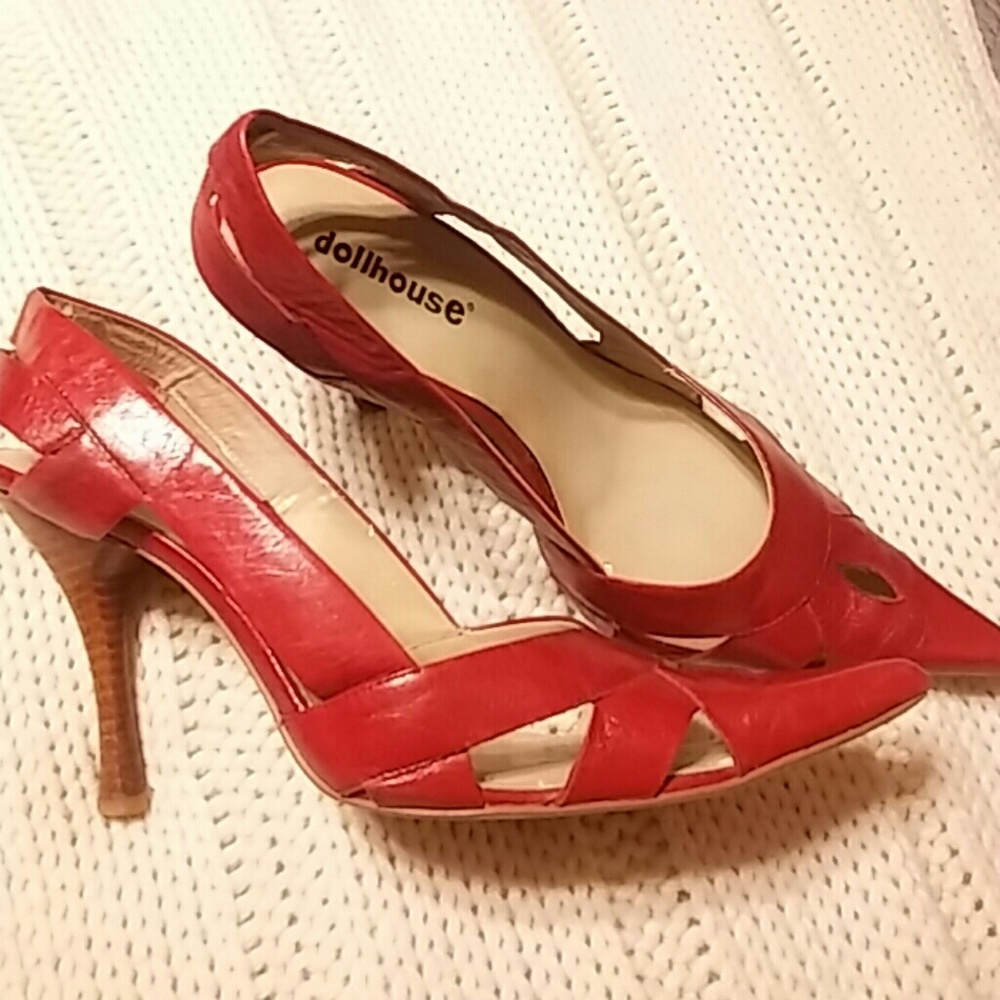 Shoes - Picture 2 of 6