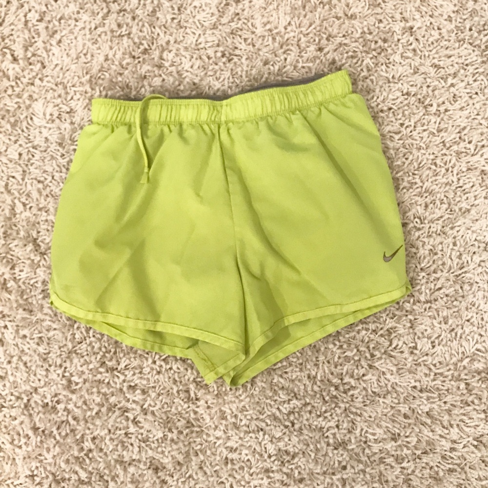 Women's Nike tempo running shorts