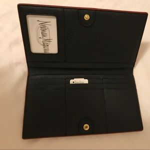 Slim leather red bi-fold wallet