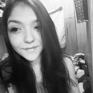 Meet your Posher, Dani