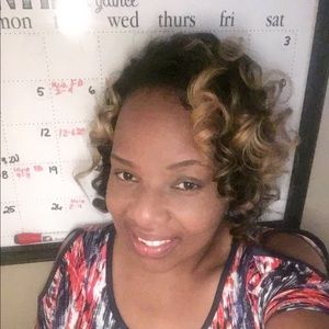 Meet your Posher, Lucinda