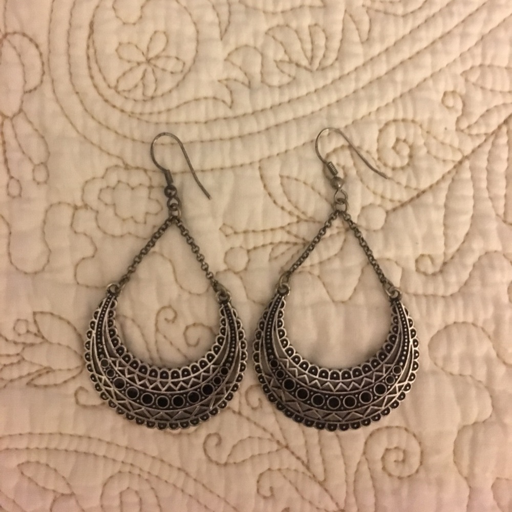 Hanging earrings