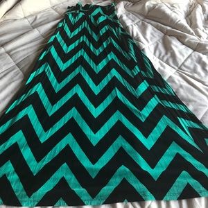 Chevron Maxi skirt
