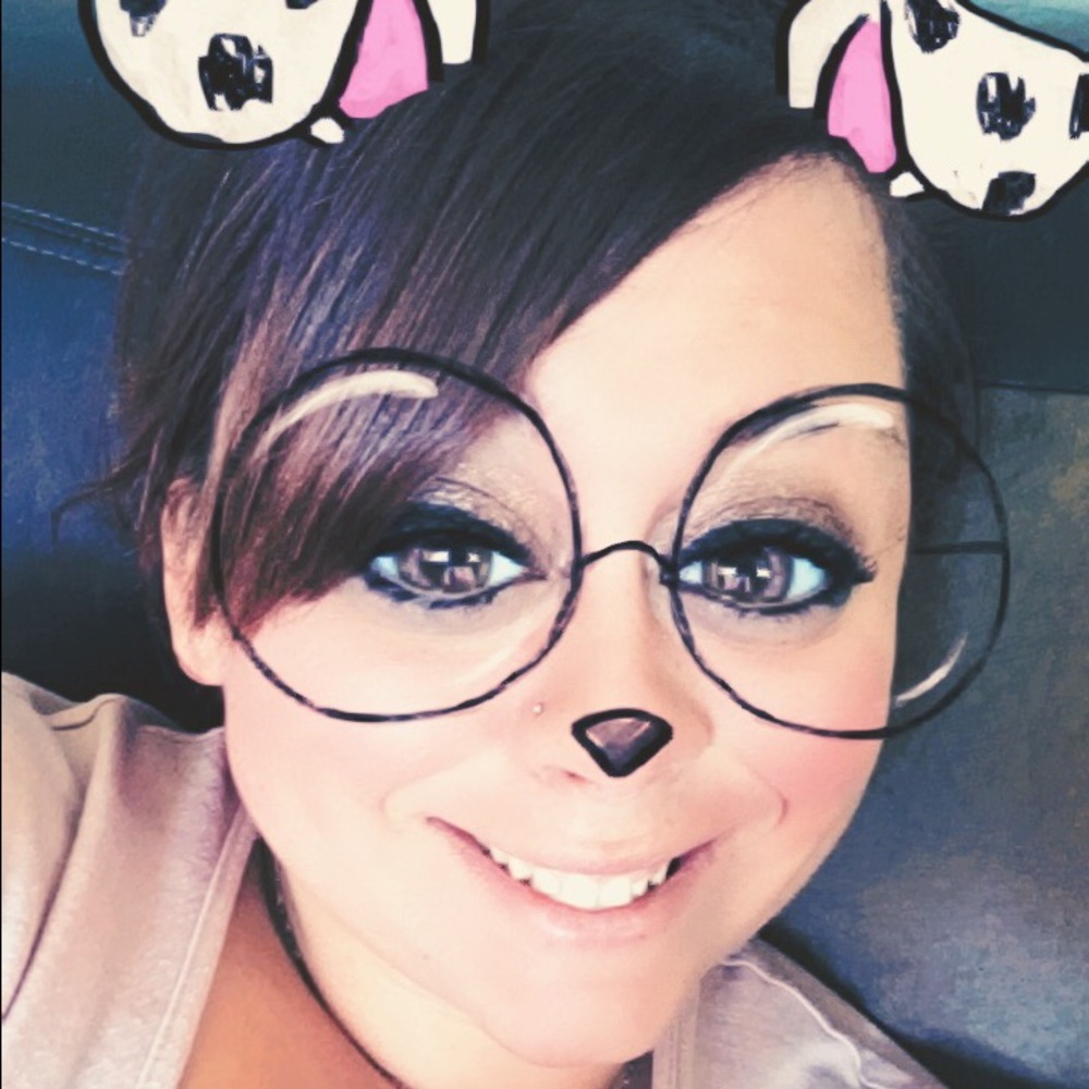Meet your Posher, Brianna