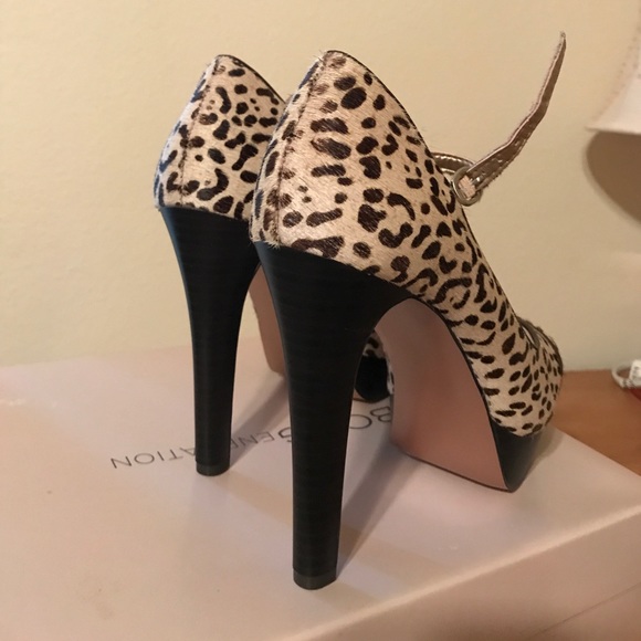 BCBGeneration Pumps size 6 - Picture 4 of 7