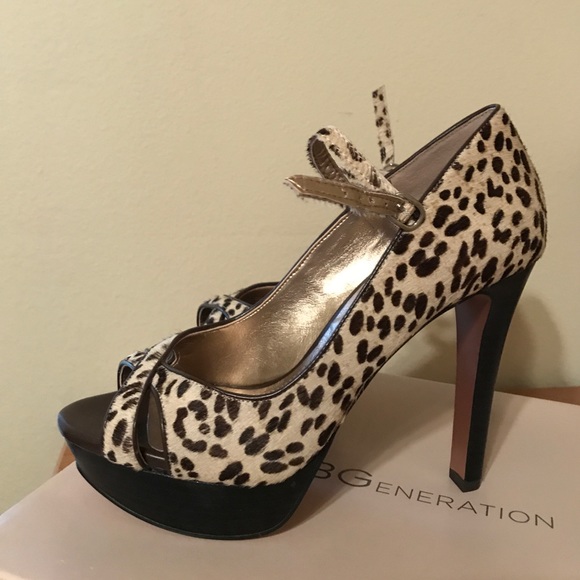 BCBGeneration Pumps size 6 - Picture 5 of 7
