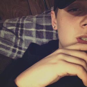 Meet your Posher, Ethan