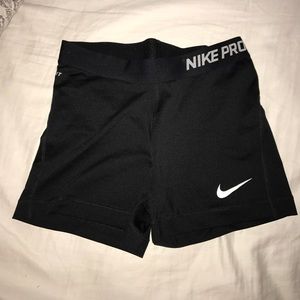 Black Nike Pros