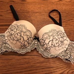Victoria's Secret Black and White Lace Bra