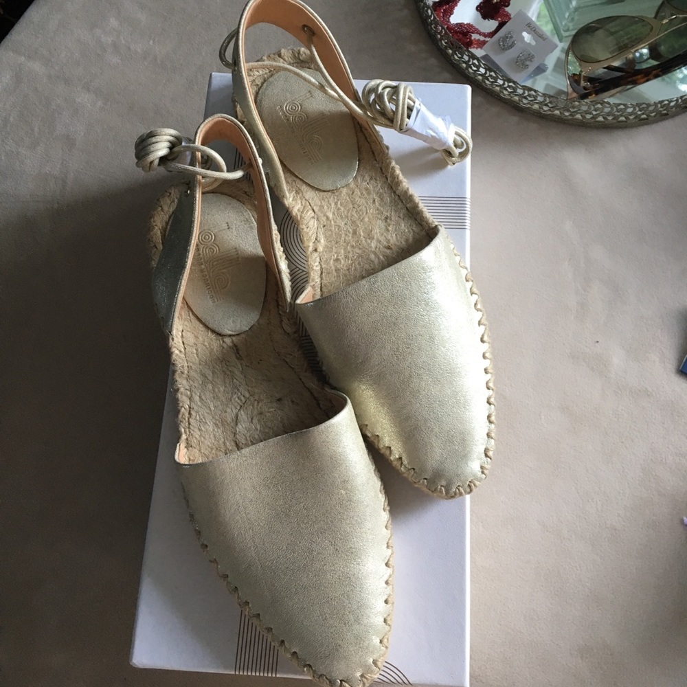 NIB Sigerson Morrison sandals.