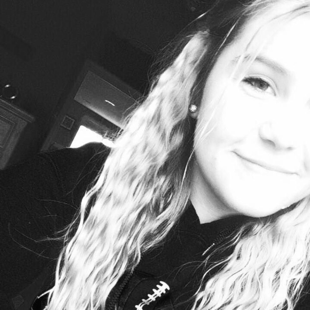 Meet your Posher, Ellie