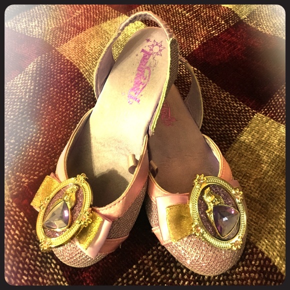 SOLD Disney's Rapunzel Dress-Up Shoes Size 9/10 US - Picture 1 of 7