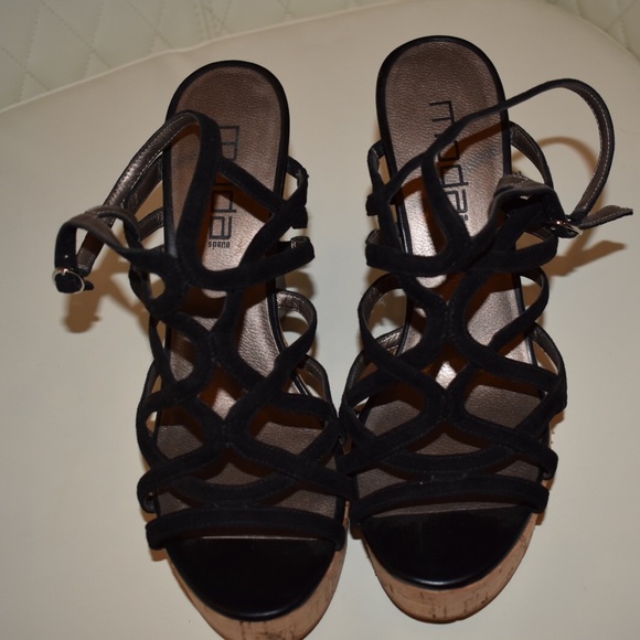 Black Moda Strappy Wedges - Picture 3 of 3