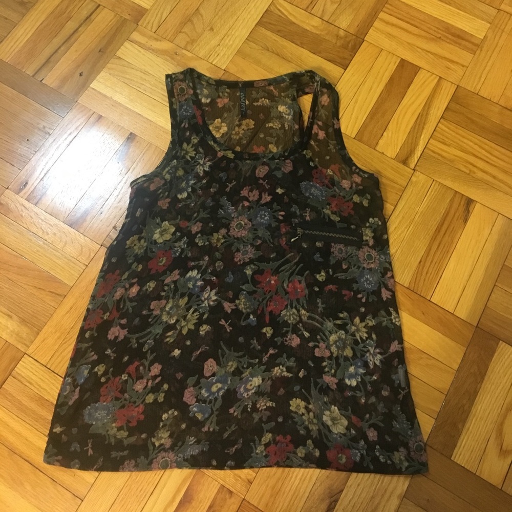 Gorgeous top