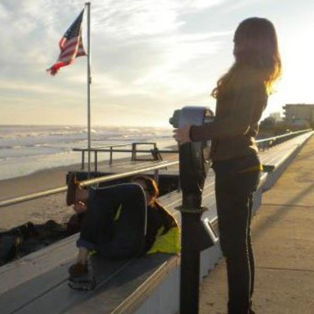 Meet your Posher, Danielle