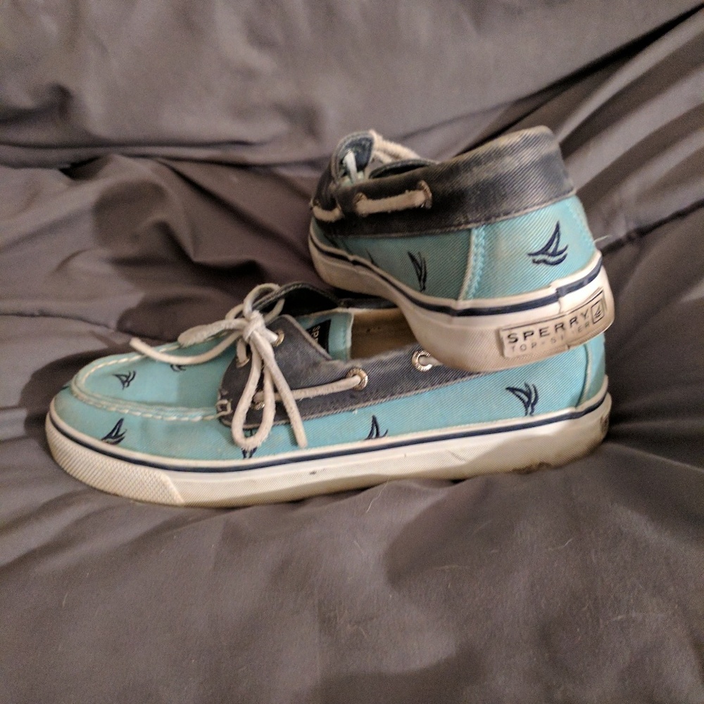 Sperry boat shoes