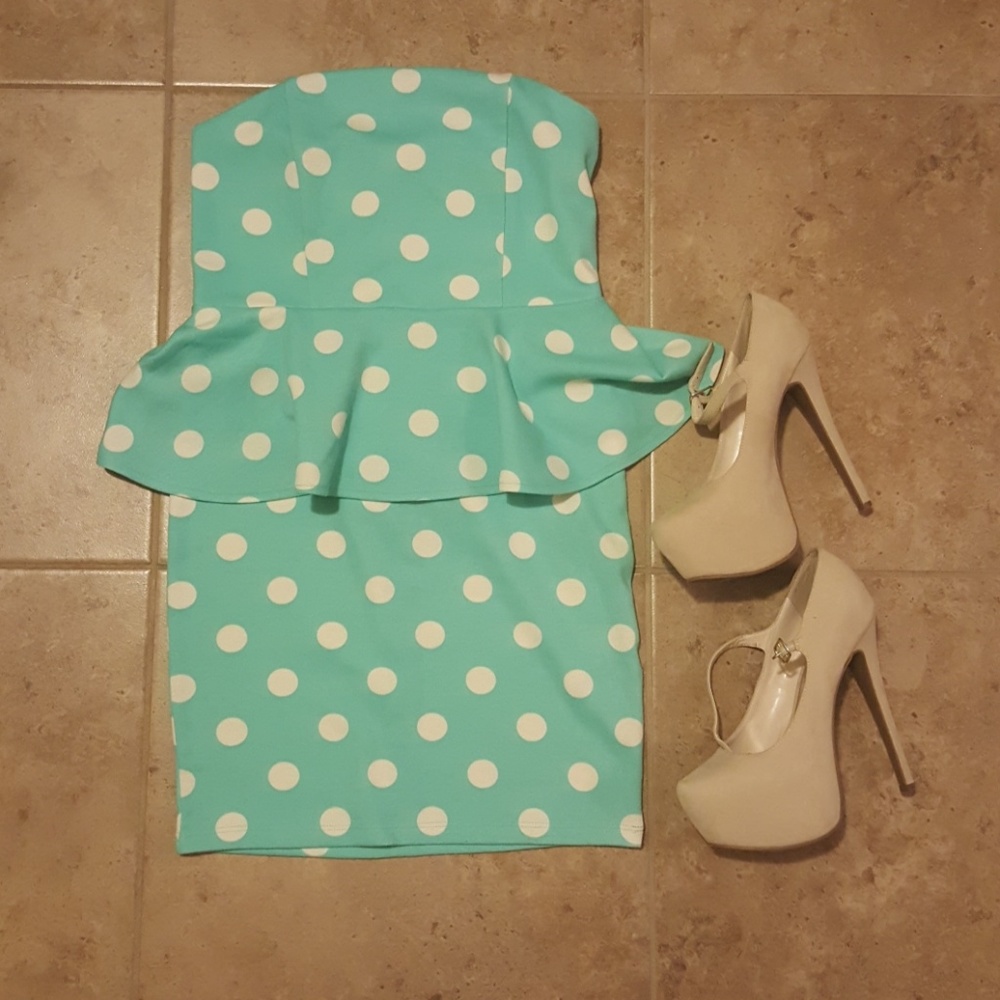 Strapless Polka dot Dress Forever 21