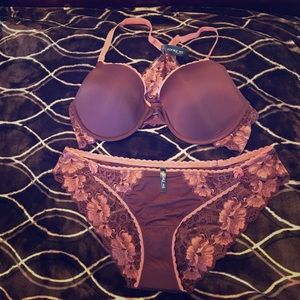 Set of brand new lingerie. Never been worn.