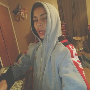 Meet your Posher, Josiah