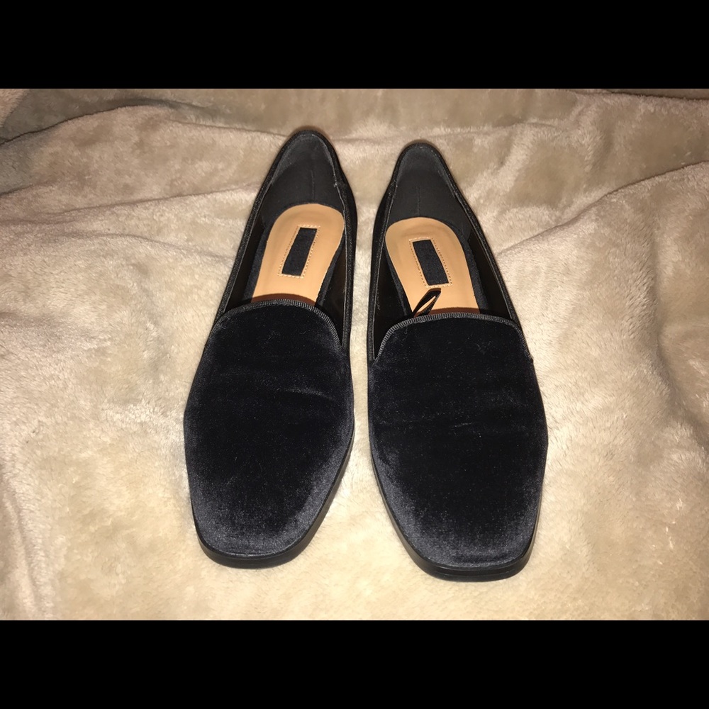 Black Velvet Flats