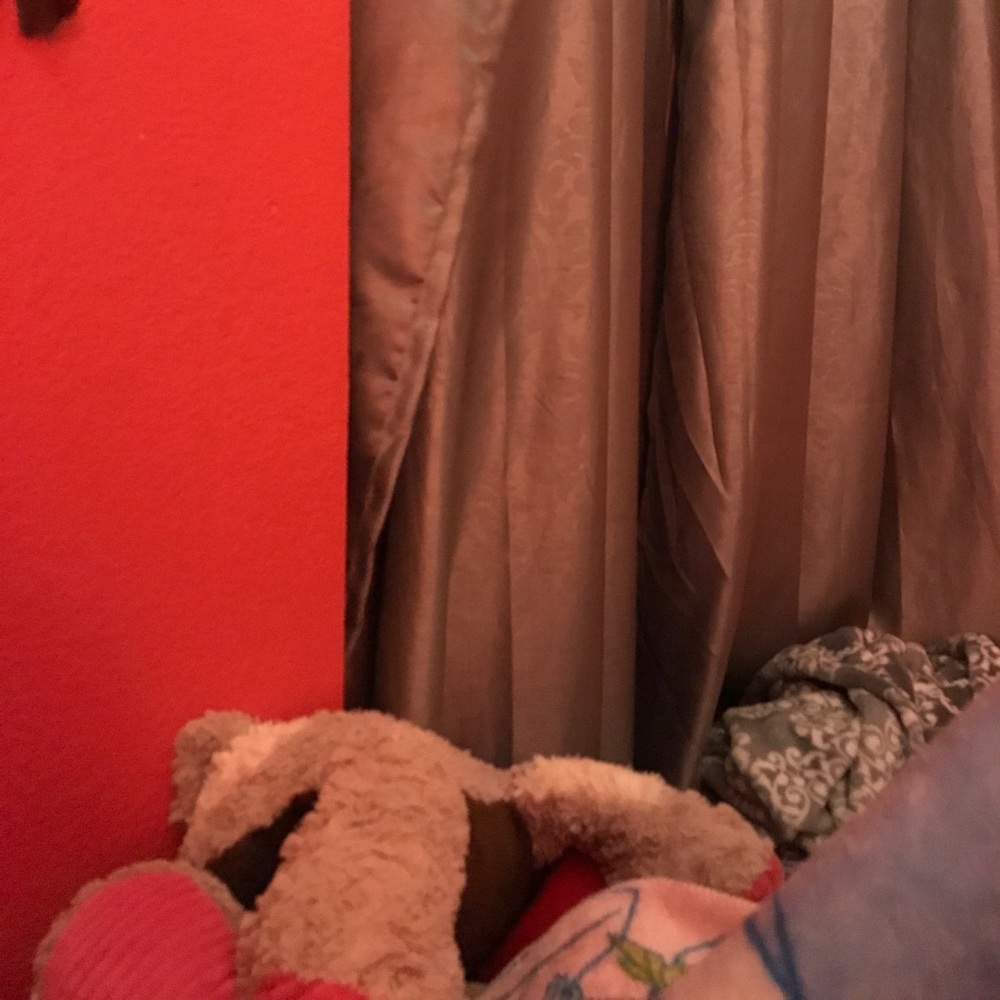 Meet your Posher, Roxanna