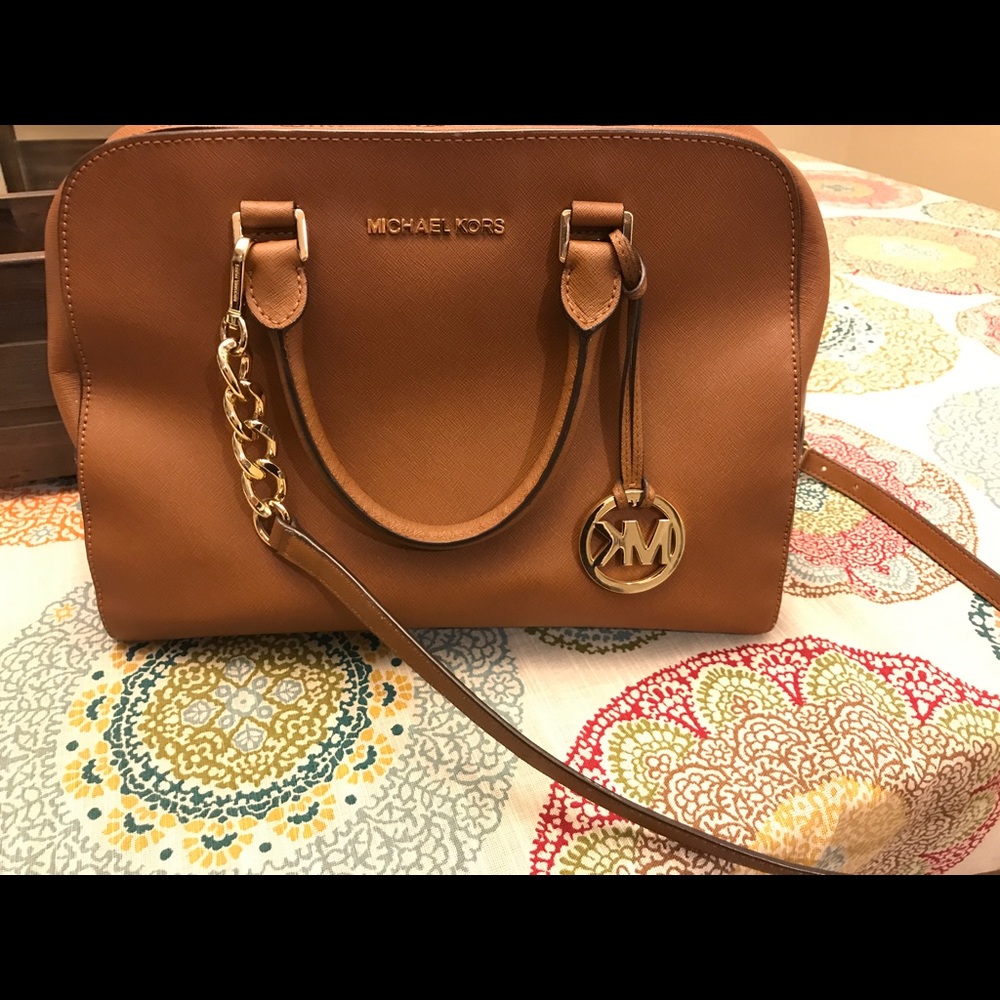 🚫SOLD🚫 Michael Kors Leather Dome Satchel