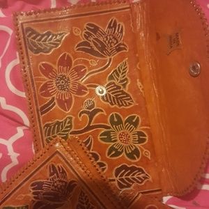 beautiful wallet, coin $ clutch set