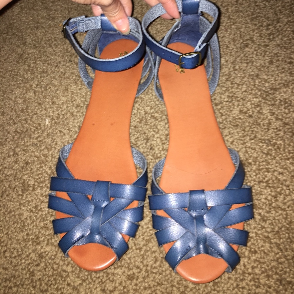 Mossimo sandals sz 11