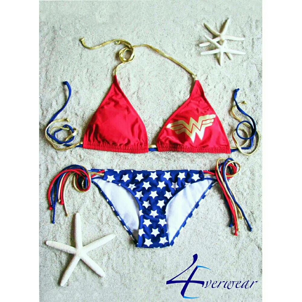 WONDER WOMAN TRIANGLE TOP BIKINI