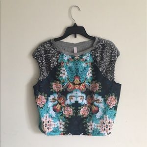 Colorful floral crop top with sequin sleeves