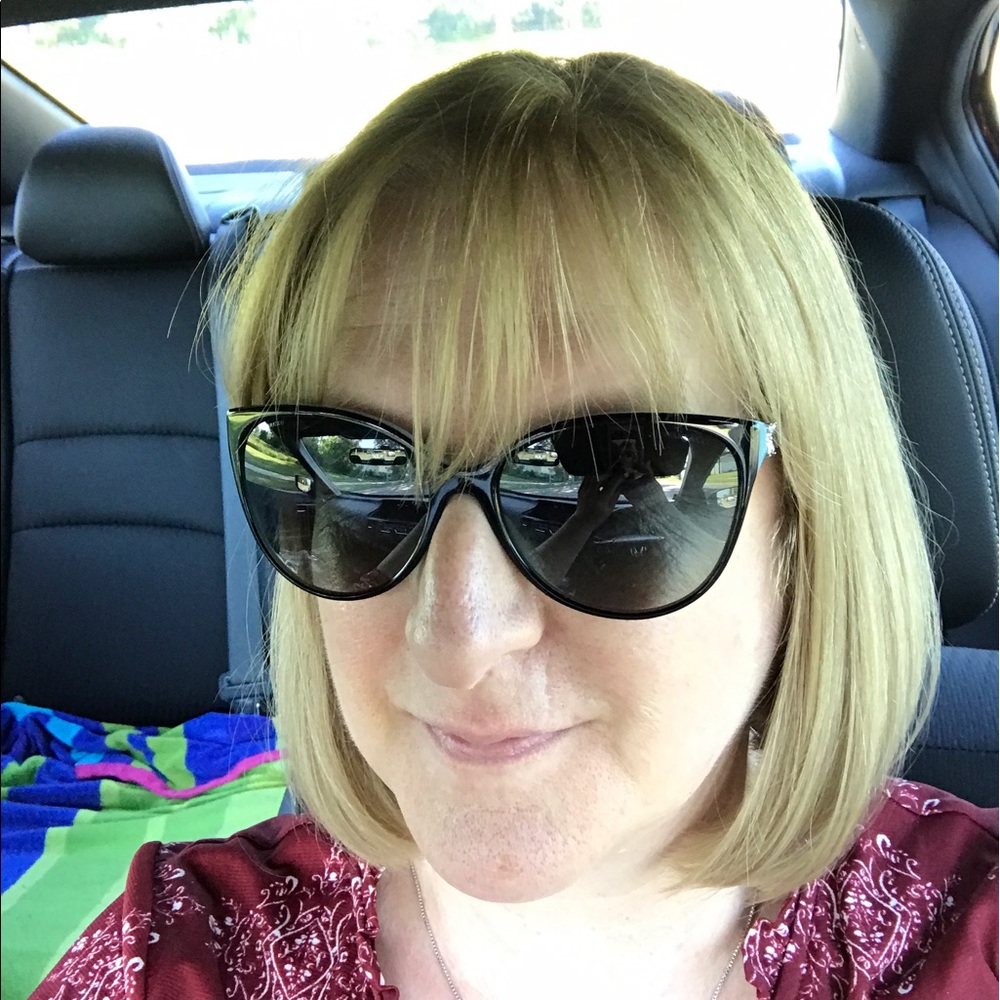 Meet your Posher, Kathleen