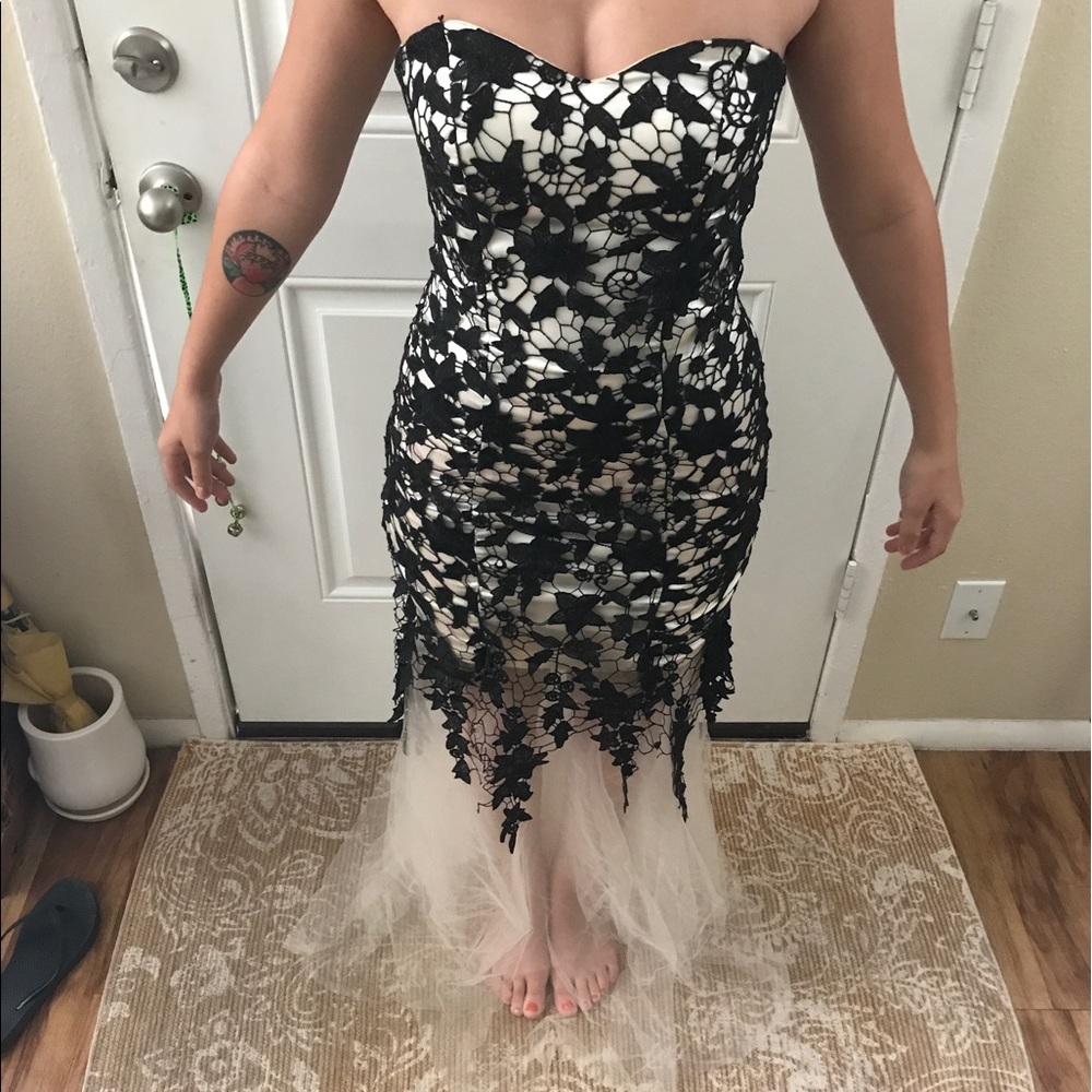 Prom Dress - Picture 2 of 5