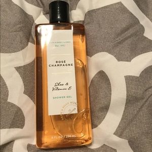 Rose 🌹 champagne 🥂