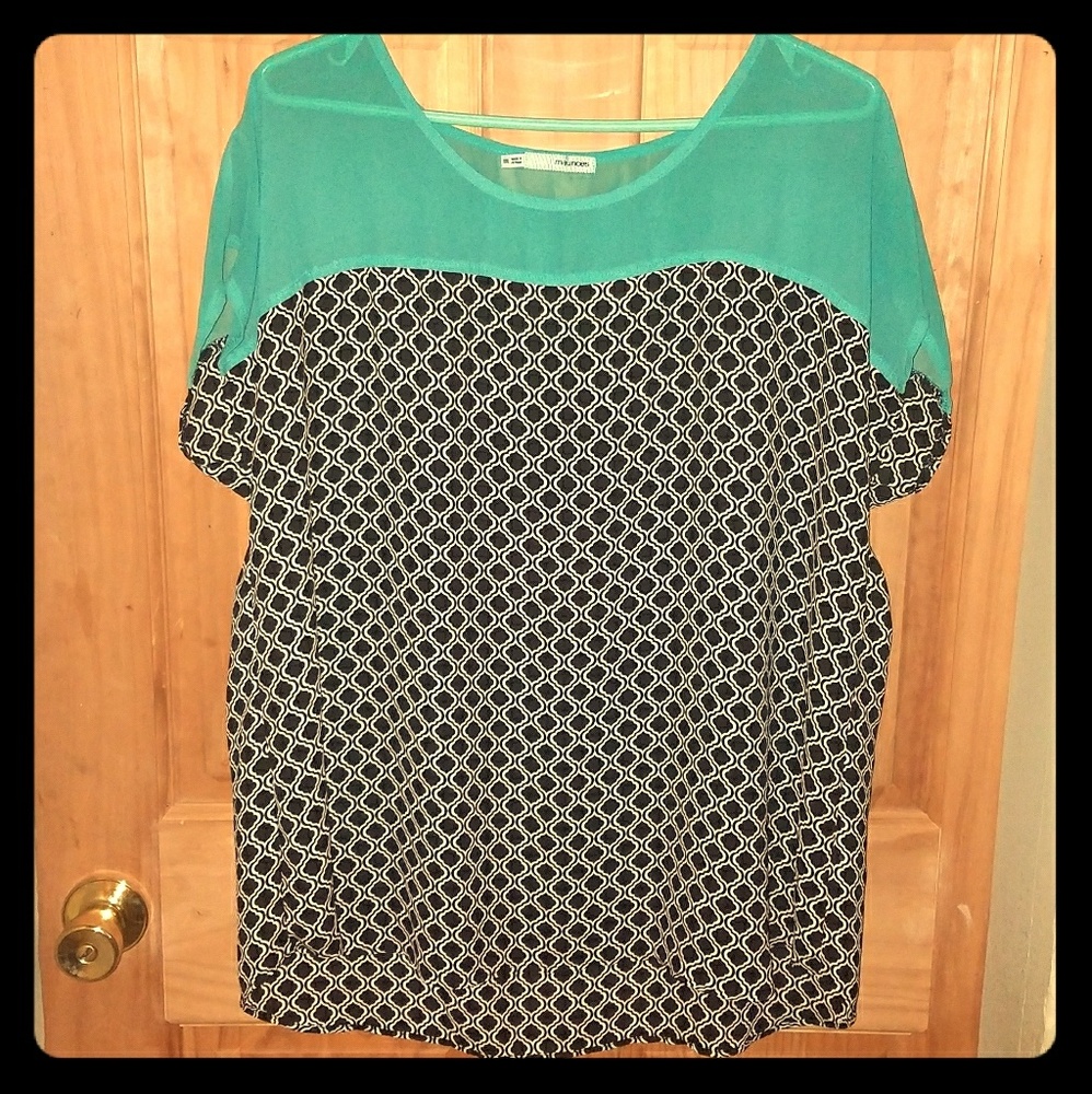 Maurice's shirt