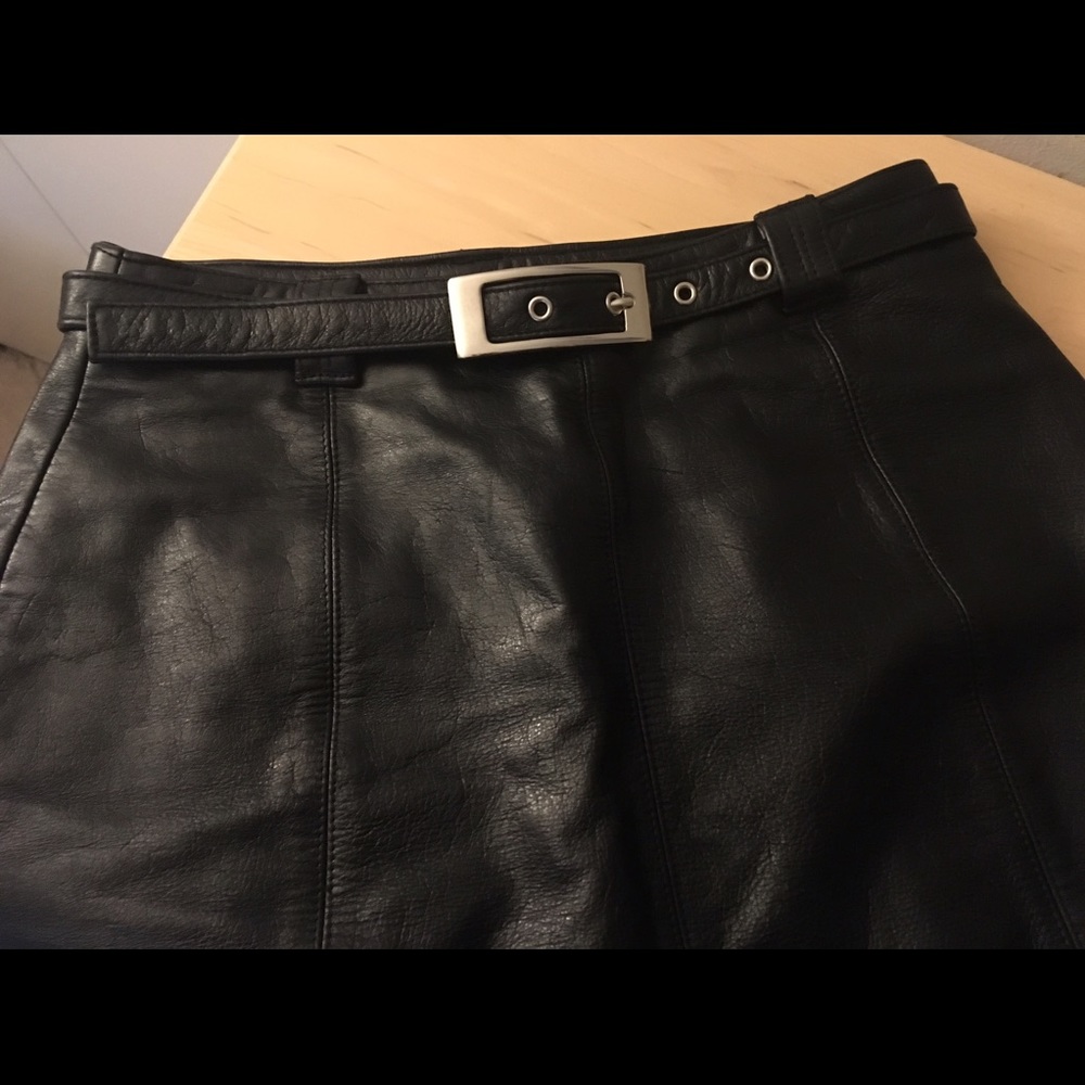 Wilsons Black Leather mini-skirt