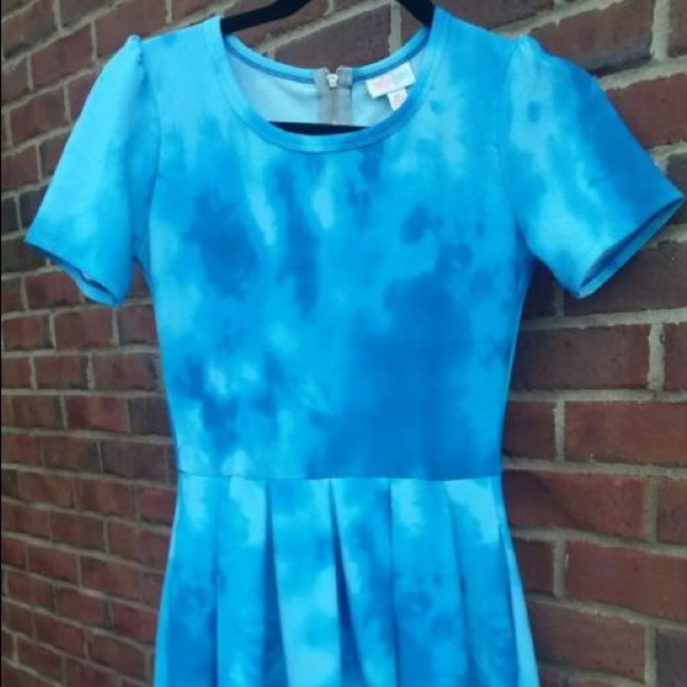 BNWOT UNICORN LULAROE AMELIA