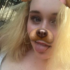 Meet your Posher, Carly