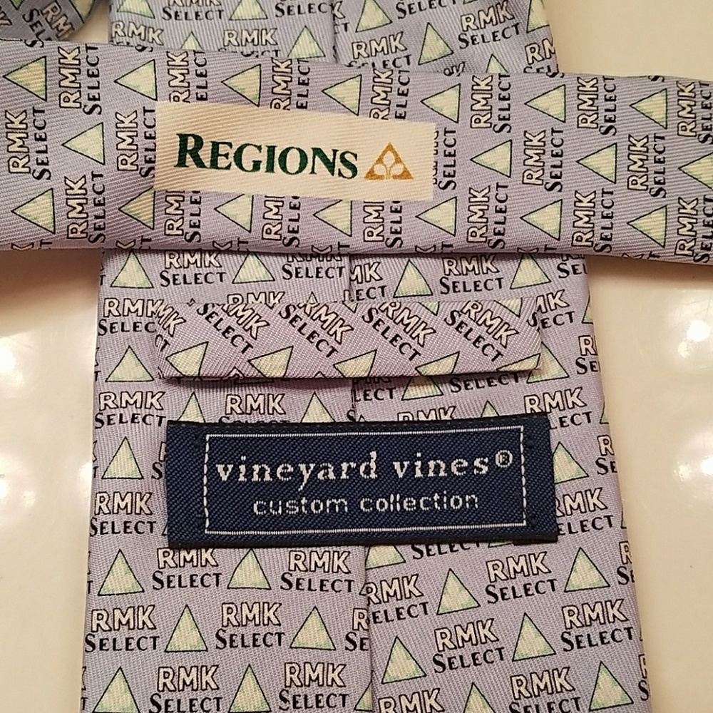 Vineyard Vines  (custom) Silk Neck Tie