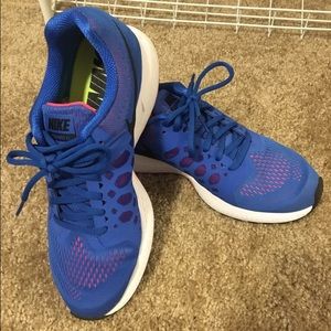 Nike Pegasus running shoes, size 8.5