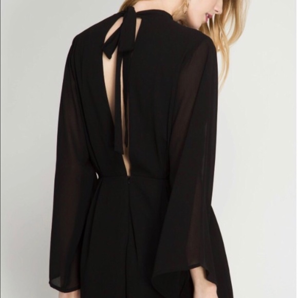 💥CLEARANCE Last One 💥NWT Black Stylish Romper🛍 - Picture 2 of 2