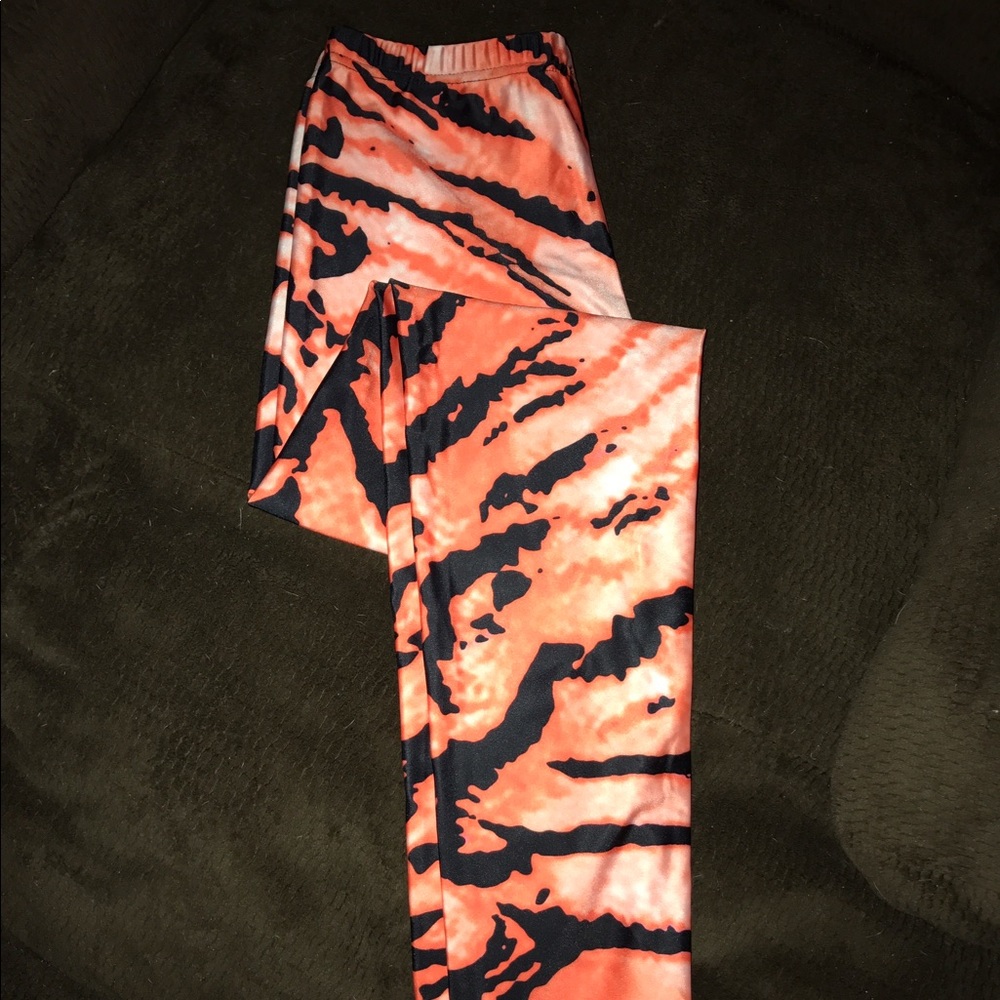 Must have tiger leggings!