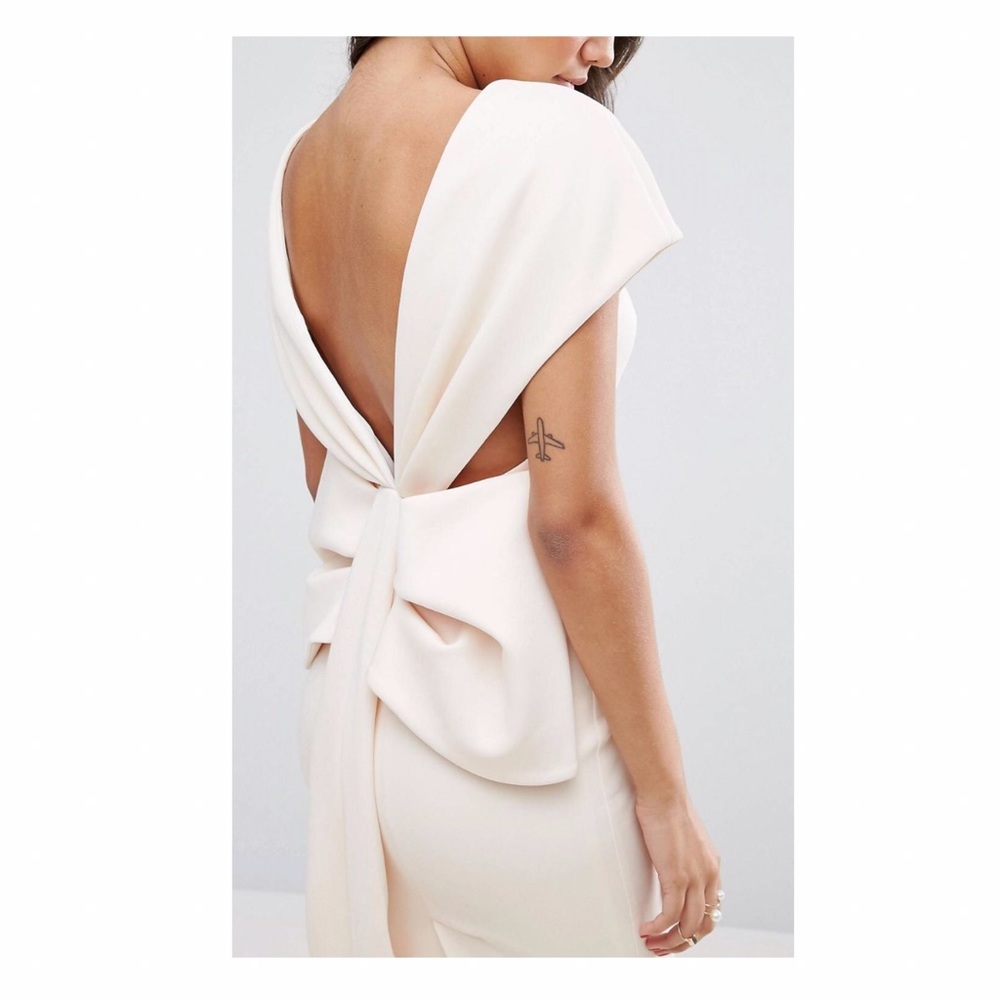 ✨Bow Back Off - Nude Shoulder Midi Dress in Scuba