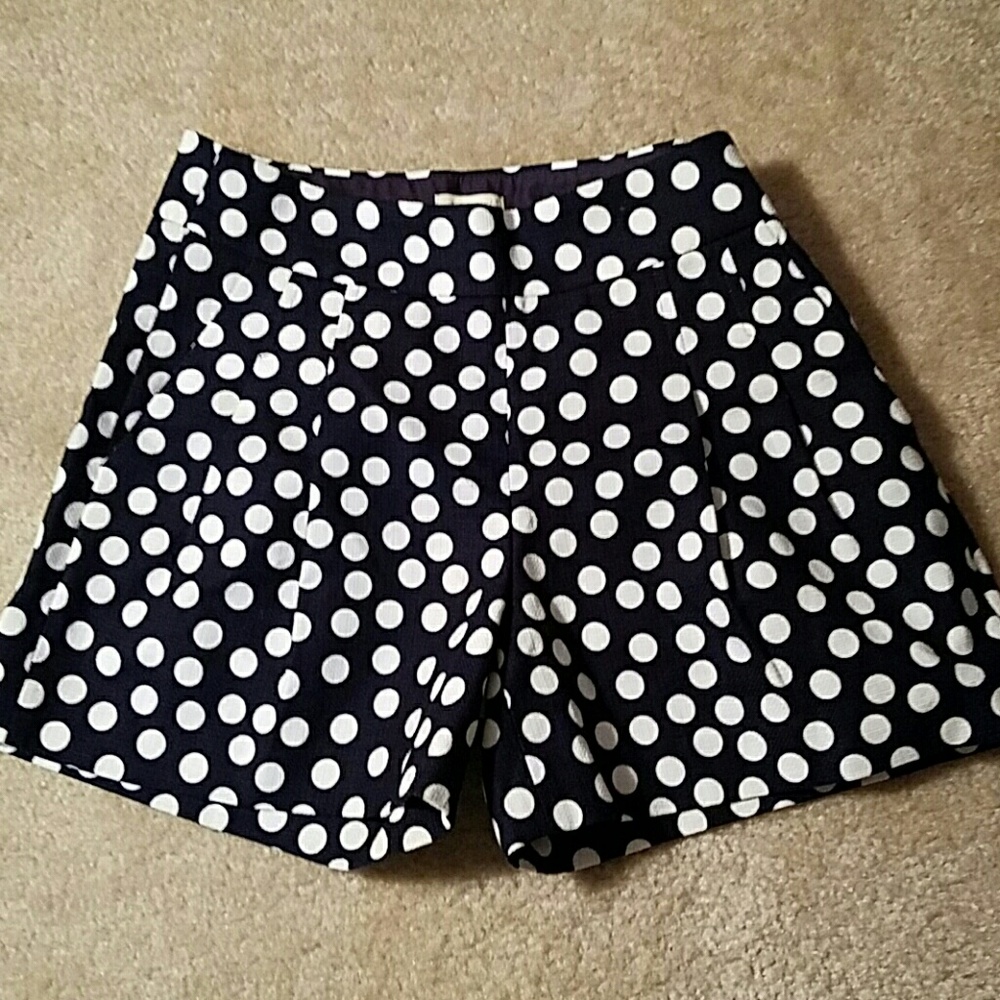 EUC J.Crew polka dot shorts - Picture 2 of 4