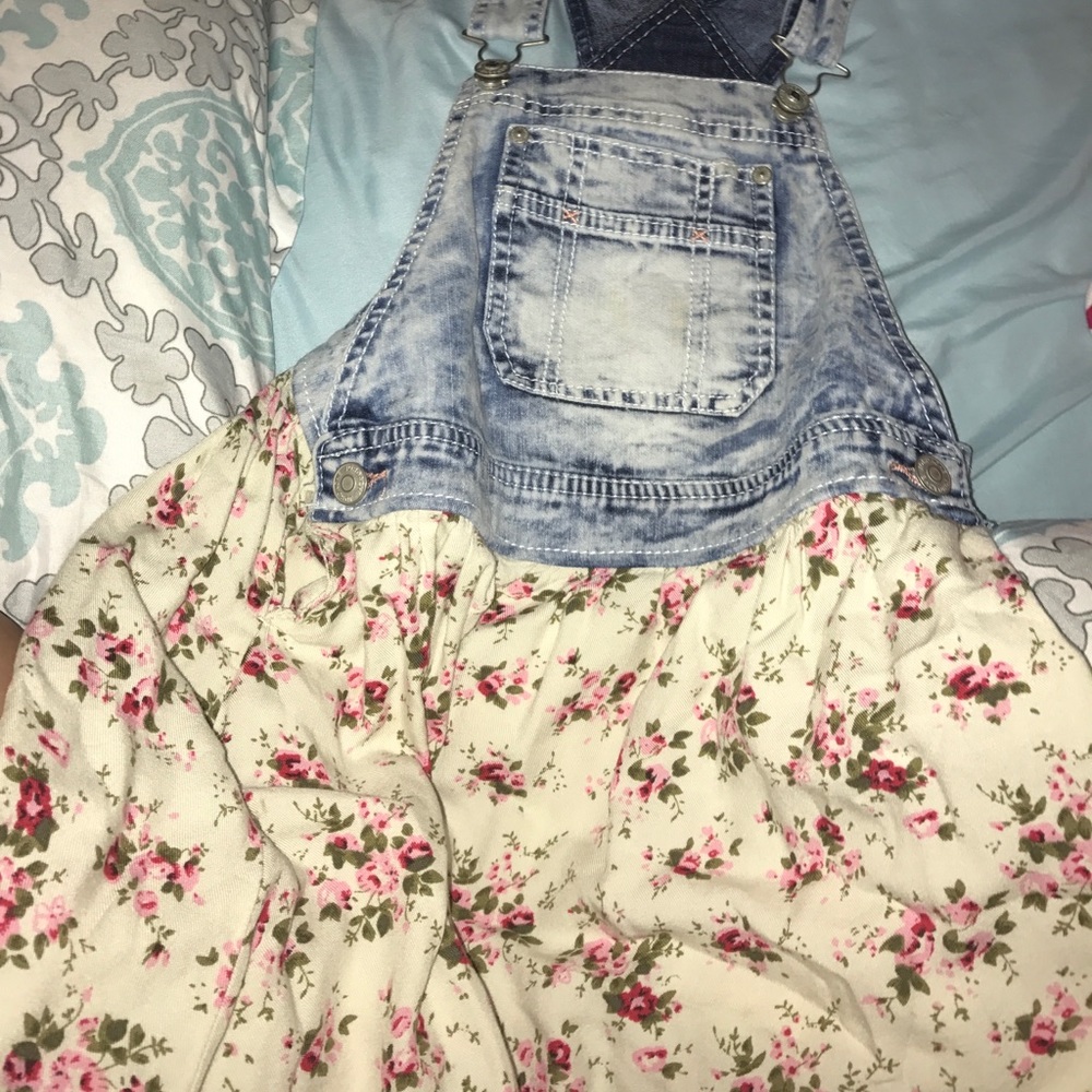 Girls dress