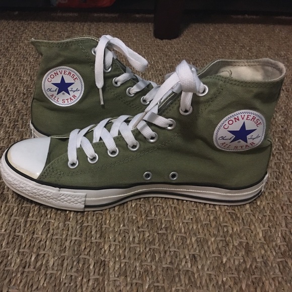 Converse Shoes Converse Hitops Army Green Womans 9 Mens Converse Shoes Converse Hitops Army Green Womans 9 Mens