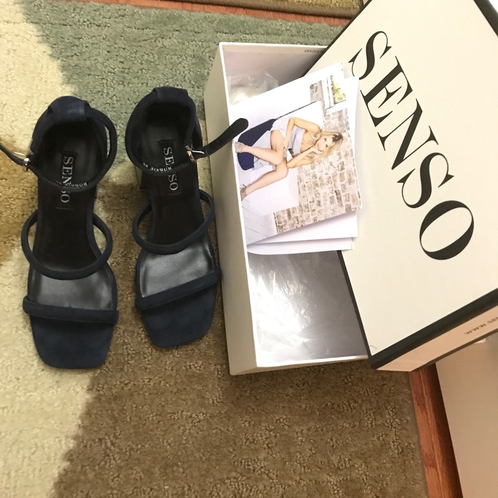 Senso Robbie V navy blue (never worn)