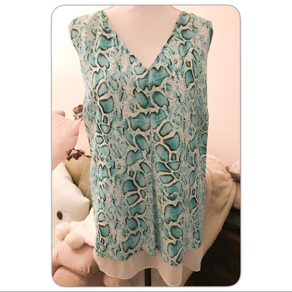 PLUS Leopard print blouse