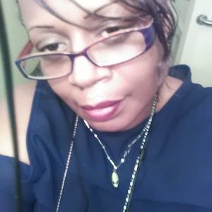 Meet your Posher, Carla