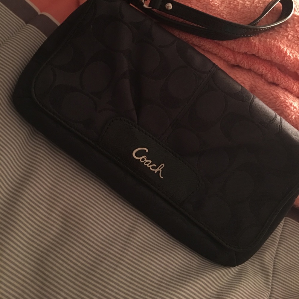 PRICE REDUCED! Coach wristlet