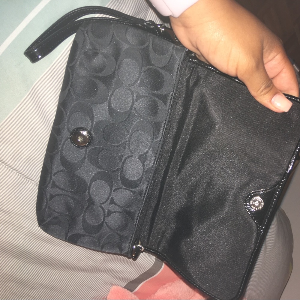 PRICE REDUCED! Coach wristlet - Picture 2 of 3